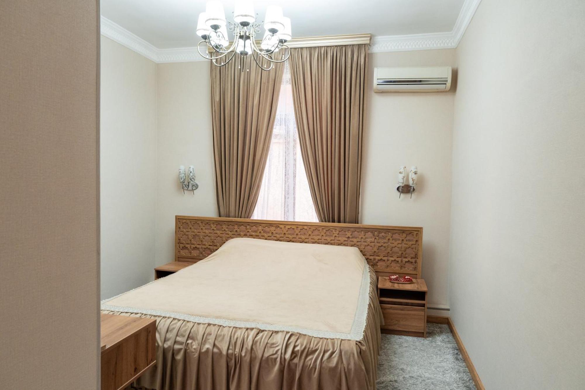 호텔 캐러밴 세레일 사마르칸트 외부 사진